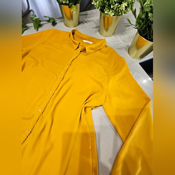 CAMAÏEU Impeccable blouse fluide de qualité de couleur jaune moutarde - Picture 3 of 7